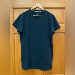 Men’s L Duluth Trading Organic Free Range cotton tee
